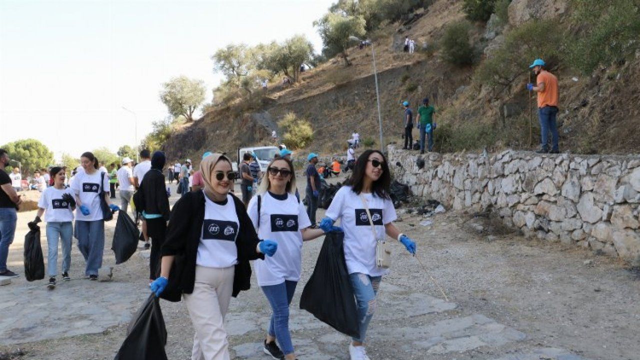 Manisa Büyükşehir'den 'temizlik' harekatı
