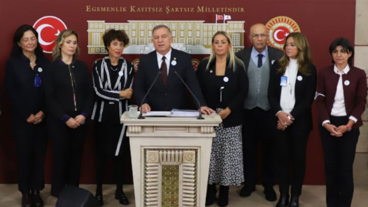 CHP'li Zeybek: Kemerköy'de imar haksızlığı yaşanıyor