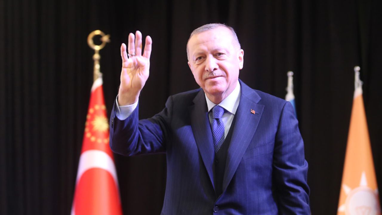 Erdoğan 2023 seçimlerinde aday olabilir mi?