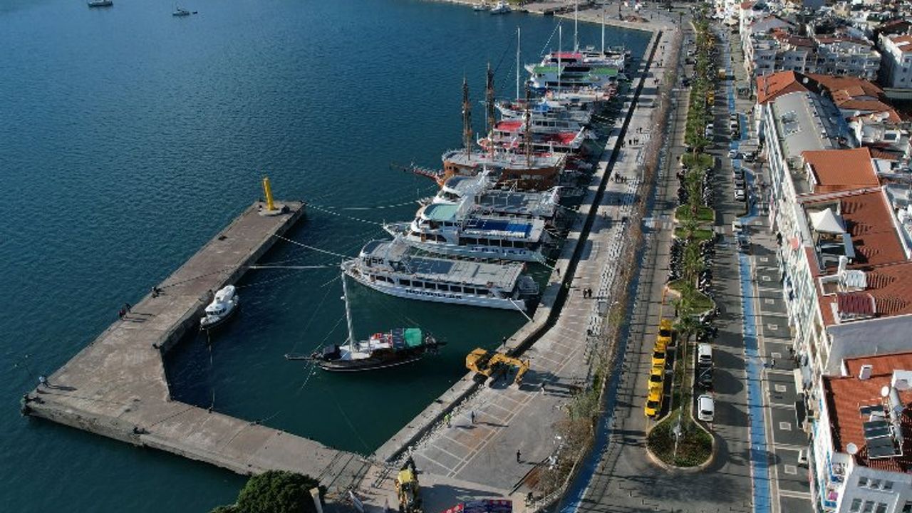 Marmaris Limanı'nda çalışmalar tam gaz