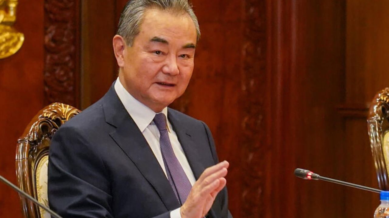 Çin Dışişleri Bakanı Wang Yi'den Rusya'ya ziyaret