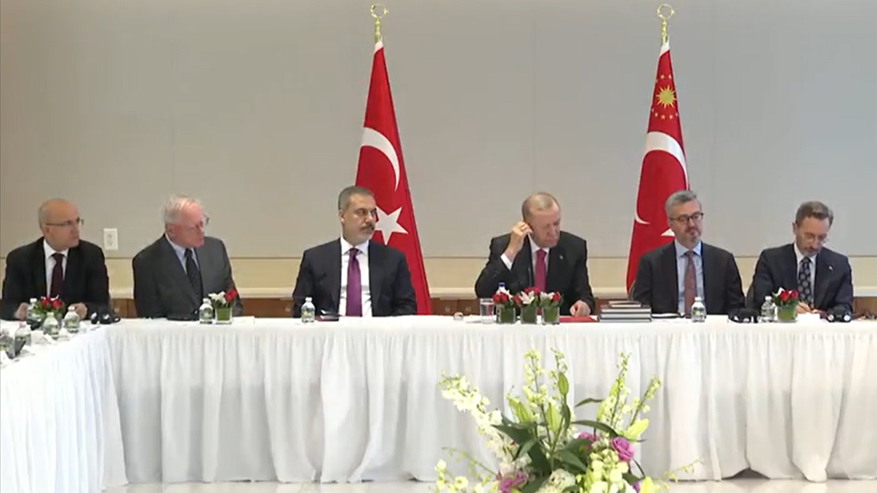 Cumhurbaşkanı Erdoğan, ABD’deki düşünce kuruluşu temsilcileriyle görüştü