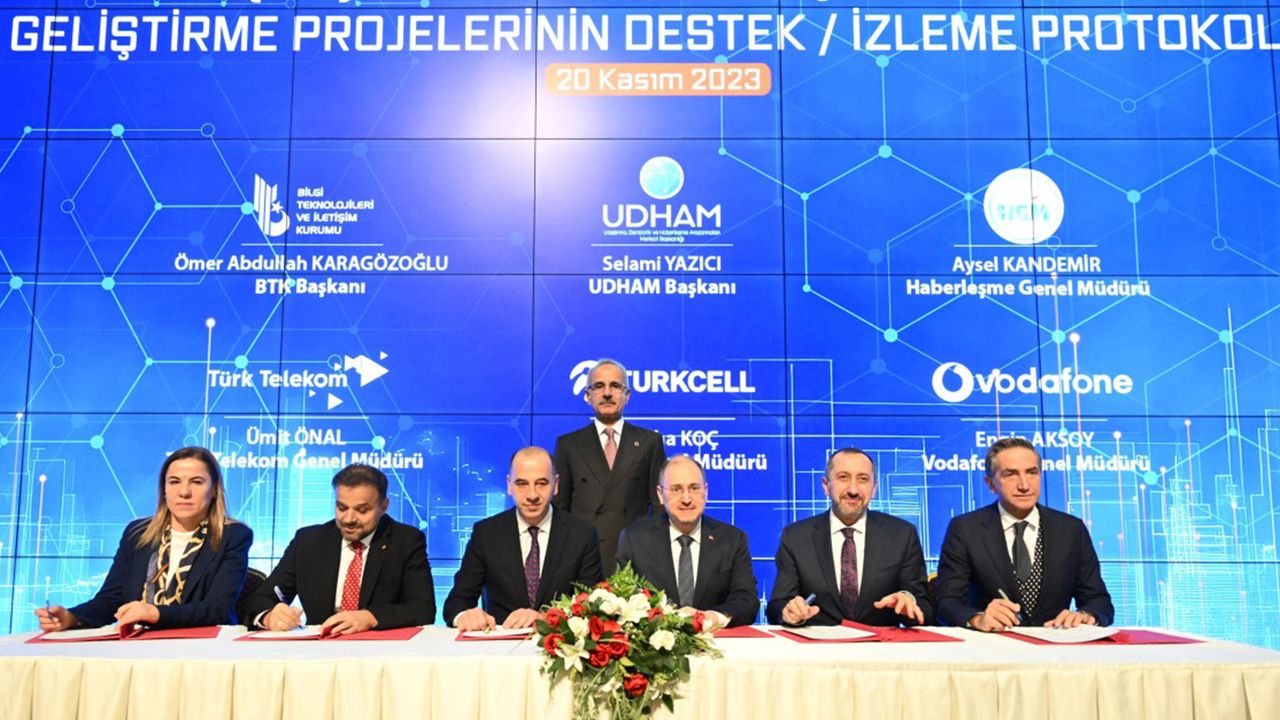 Bakan Uraloğlu, 5G altyapısını yerli ve milli imkanlarla geliştiriyoruz