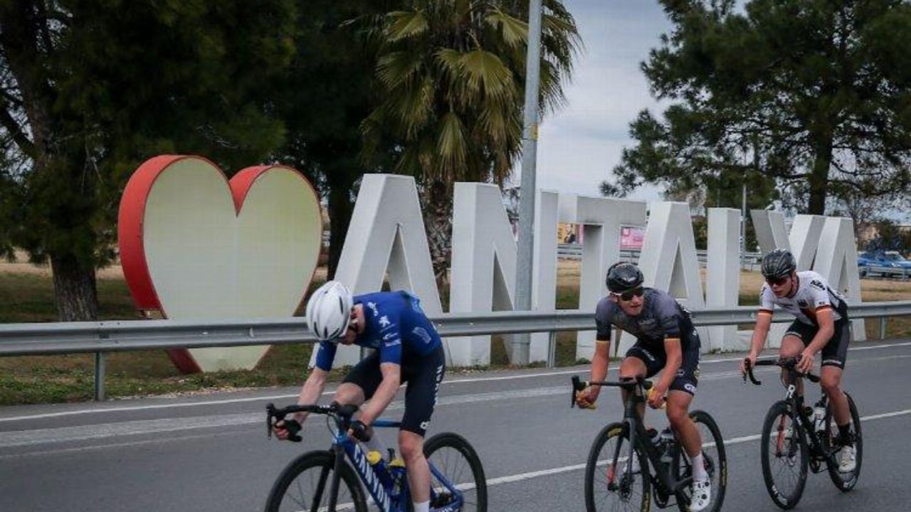 Antalyalılar da bisikleti sevdi... 'Bisiklet Dostu Otel' sayısı 25'e ulaştı