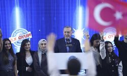 Cumhurbaşkanı Erdoğan 'ilk oyum' buluşmasında gençlere seslendi