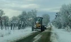 Bilecik'te köy yollarında kar mesaisi