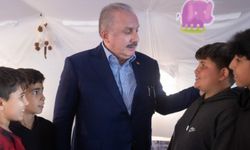 Hatay'da çadır kentleri ziyaret etti