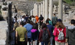 Muğla Kitap Kulübü'nden Celsus'a ziyaret