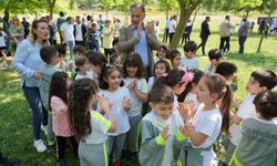 Mehmet Murat Çalık çocuklarla buluştu