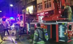İstanbul'da çatı katında korkutan yangın