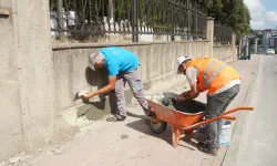 Akse Mezarlığı’nda temizlik ve bakım çalışması