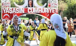 İzmit’te üç ülkenin halk danslarıyla unutulmaz gösteri