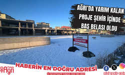 Ağrı'da yarım kalan projeye belediyeden uyarı tabelası