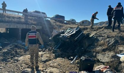 Erzurum'da şarampole devrilen otomobildeki 3 kişi öldü