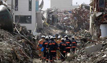 Japonya'da deprem birçok yapıda hasara yol açtı