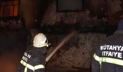 Kütahya'da porselen fabrikasında yangın