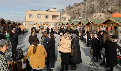 Kayseri Talas'ta Maharetli Eller'e büyük övgü