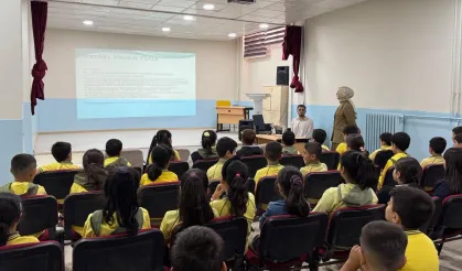 Malatya Büyükşehir'de öğrenci ve velilere eğitim semineri