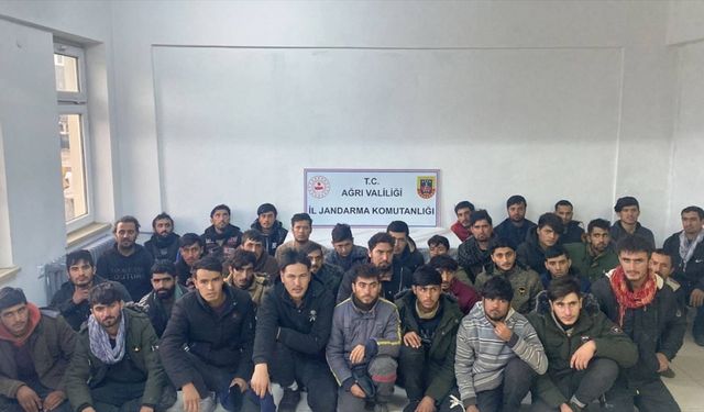 Ağrı'da 36 düzensiz göçmen yakalandı