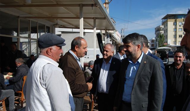 HÜDA PAR Milletvekili Dinç, Tarsus'ta esnaf ve hasta ziyaretinde bulundu