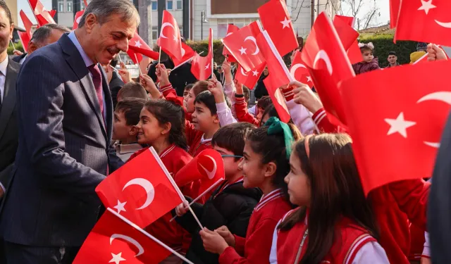 Sakarya'da karne sevincine Başkan Alemdar da ortak oldu