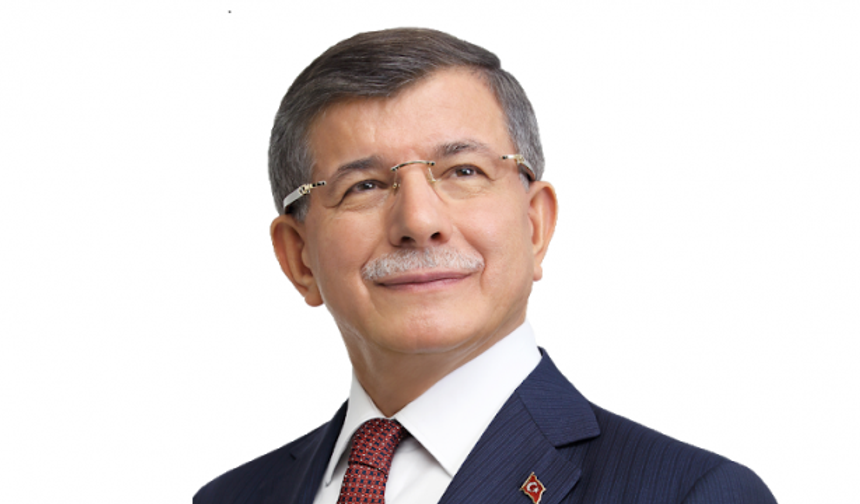 Ahmet Davutoğlu Kimdir