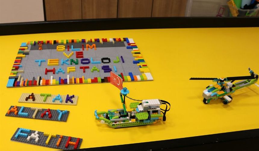 Sakarya'da milli araçlar robotikle buluştu