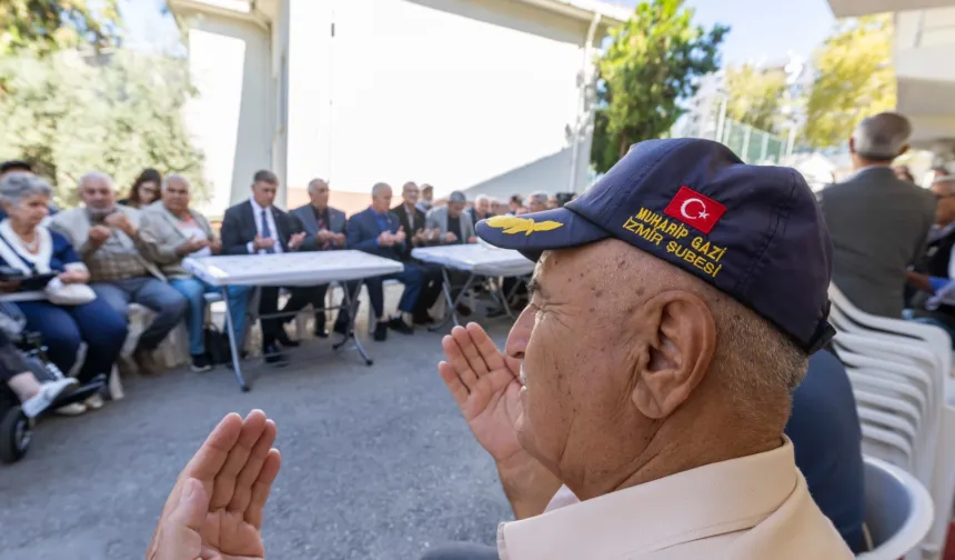 İzmir'de Başkan Tugay gazilerle buluştu