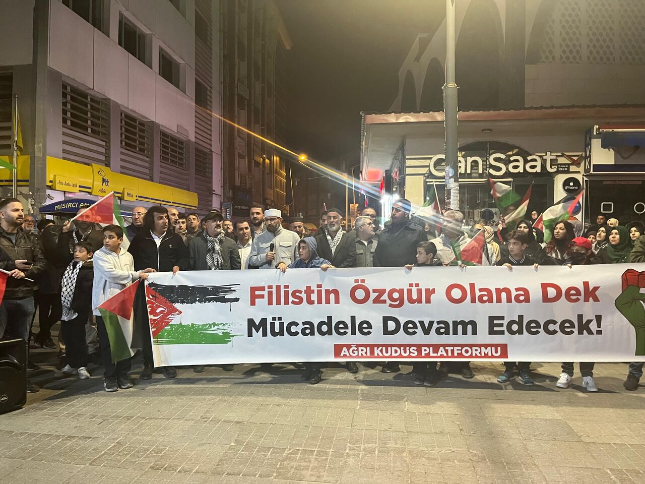 A605D4F9 82D5 4E7F 9F72 6B904C99D1D1