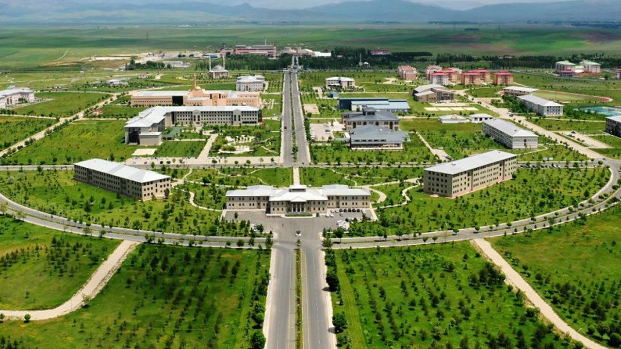 Agri Ibrahim Cecen Universitesinden Ornek Hamle Kampuse Kurdular Milyonlarca Lira Tasarruf Edecekler 17532535231562