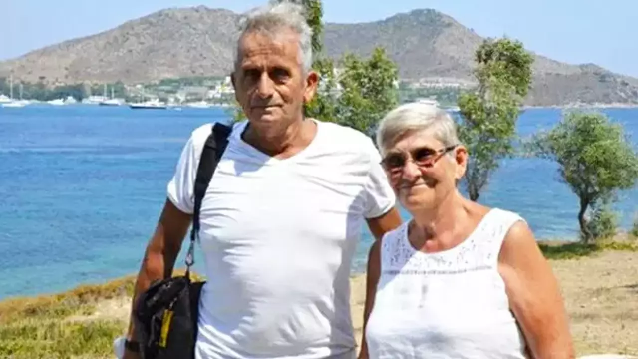 Canan Karatay Esini Kaybetti 1764045973 6132