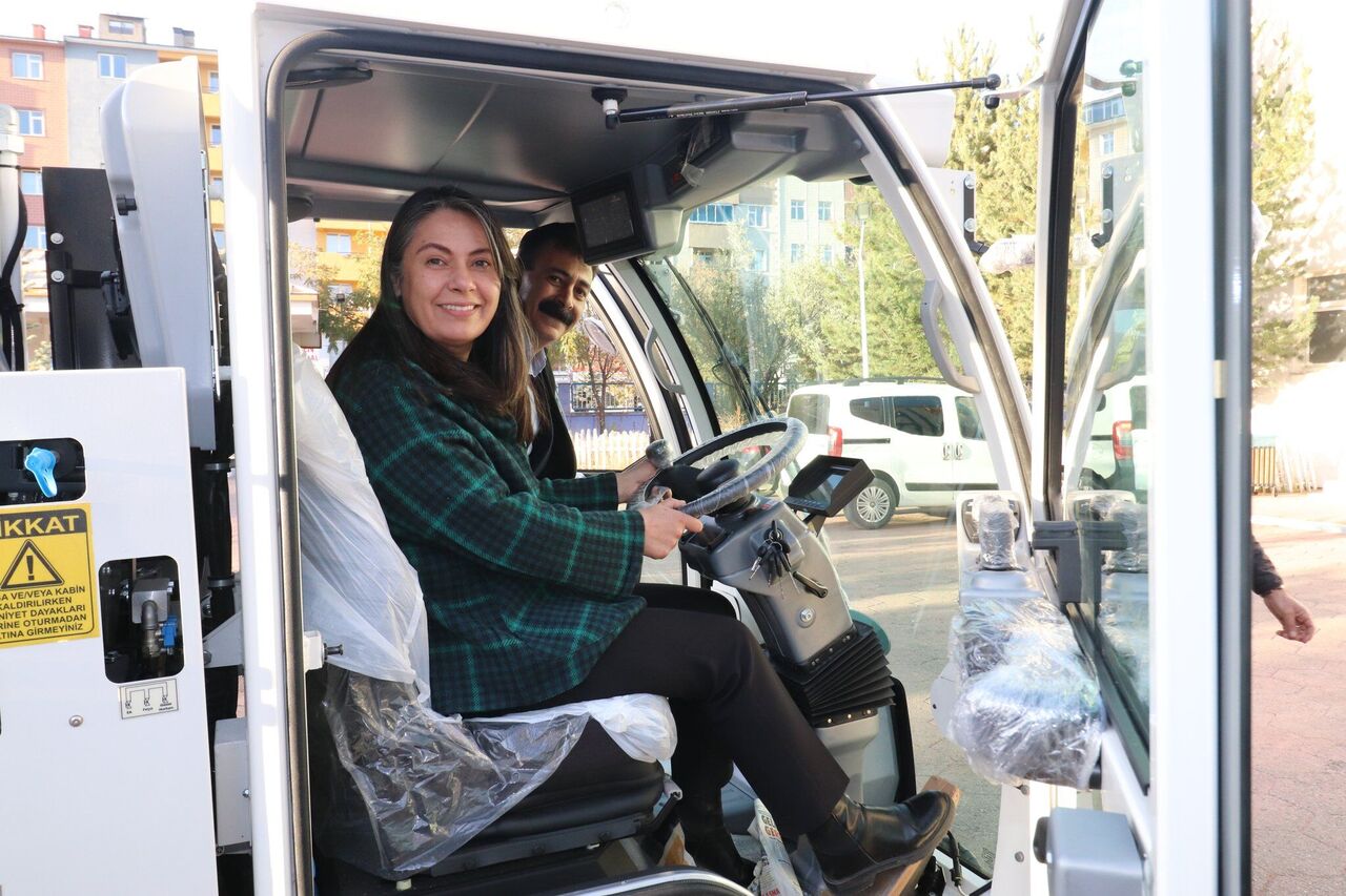 G4 Dj A6 Wo A A I A R X