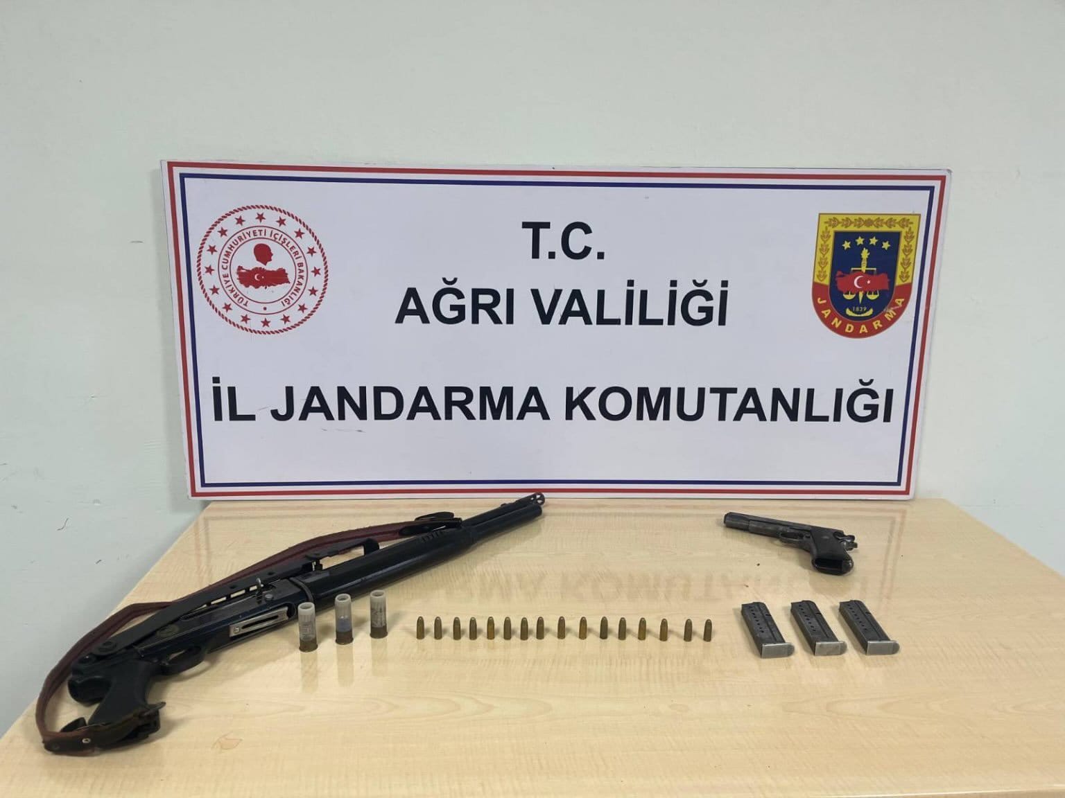 G9F5 E K D W A A A I2 X